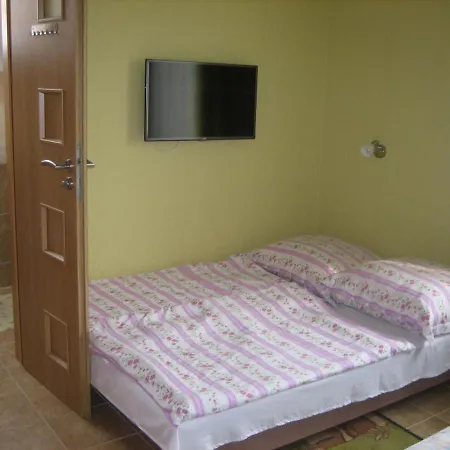 Aranypart 49 Apartman *