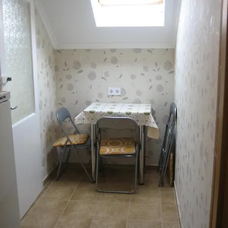 Apartment Aranypart 49 Apartman *